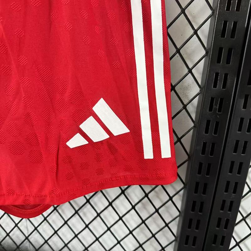 Bayern Munich Short Local Versión Jugador 2025/26 (Rojo) 6