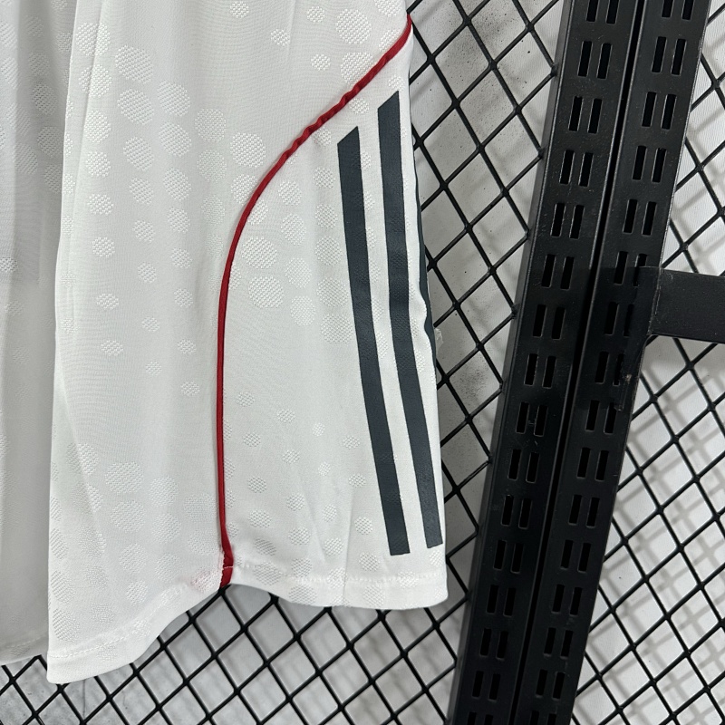 Bayern Munich Short Visitante Versión Jugador 2025/26 (Blanco) 8