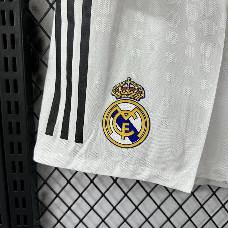 Real Madrid Short Local Versión Jugador 2025/26 (Blanco) 3