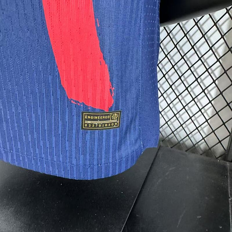 Paris Saint-Germain Edición Especial Diseño 2 Versión Jugador (Azul Marino) 8