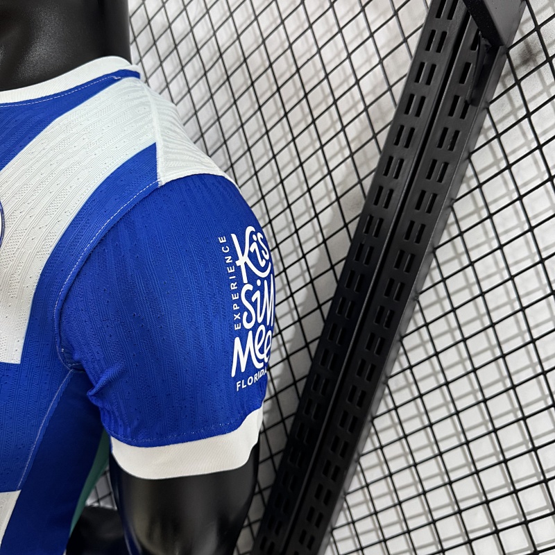 Brighton Local Versión Jugador 2025/26 (Azul) 9