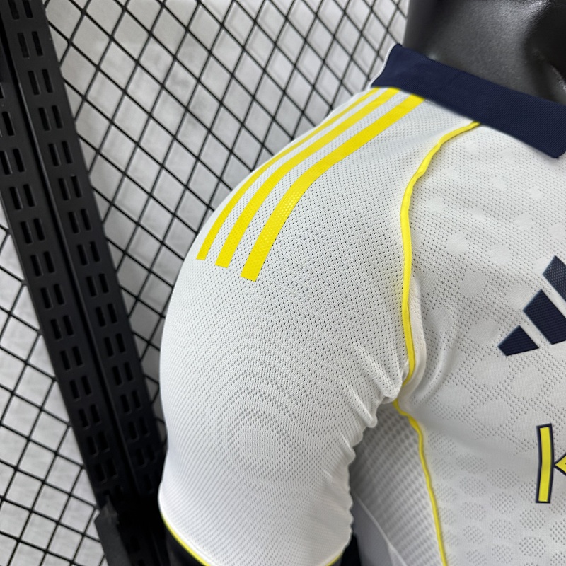 Al Nassr Tercera Versión Jugador 2025/26 (Blanca) 8