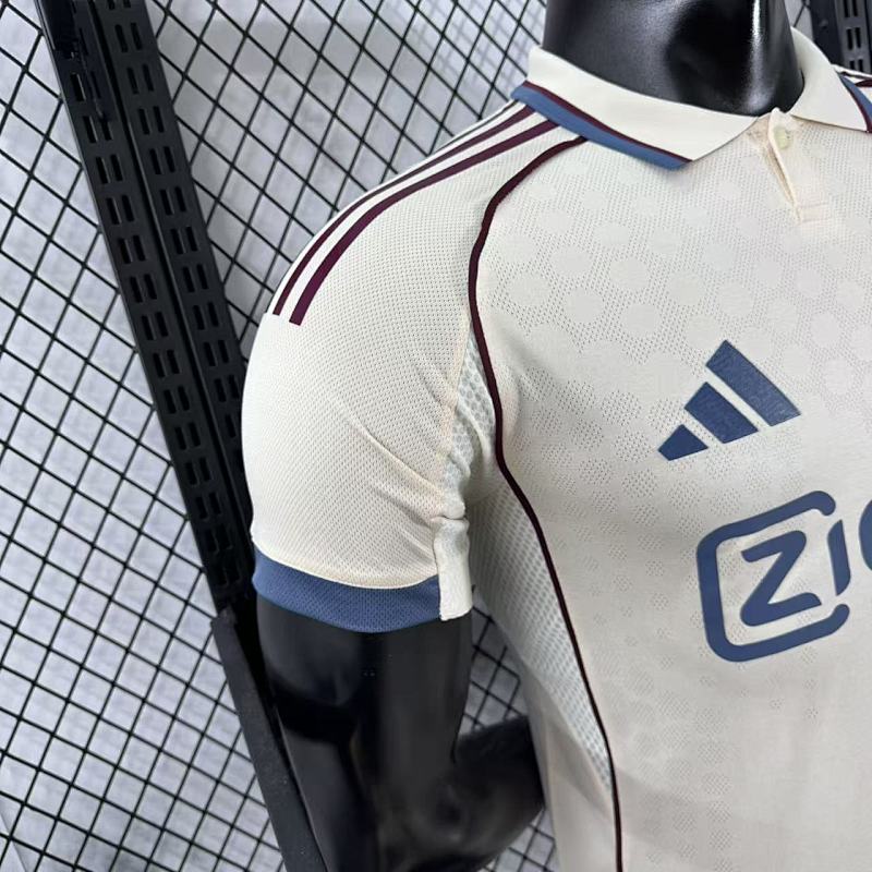 Ajax Tercera Versión Jugador 2025/26 (Blanca) 6