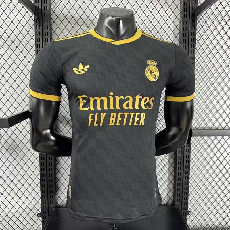 Real Madrid Edición Especial Versión Jugador (Negra)
