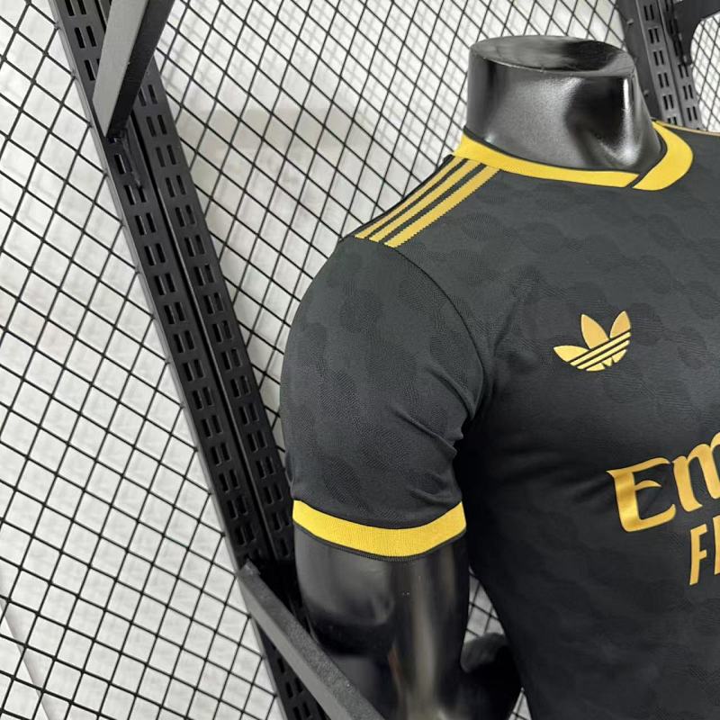 Real Madrid Edición Especial Versión Jugador (Negra) 8