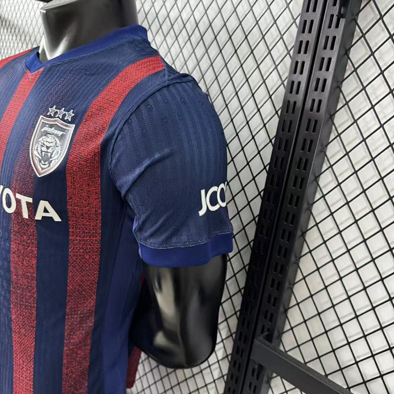Johor Darul Ta'zim Local Versión Jugador 2025/26 (Azul) 9