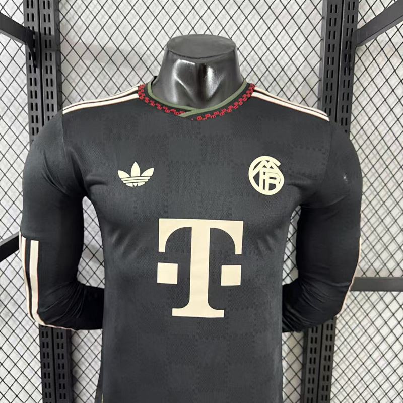 Bayern Munich Tercera Versión Jugador 2025/26 (Negra, Manga Larga) 3
