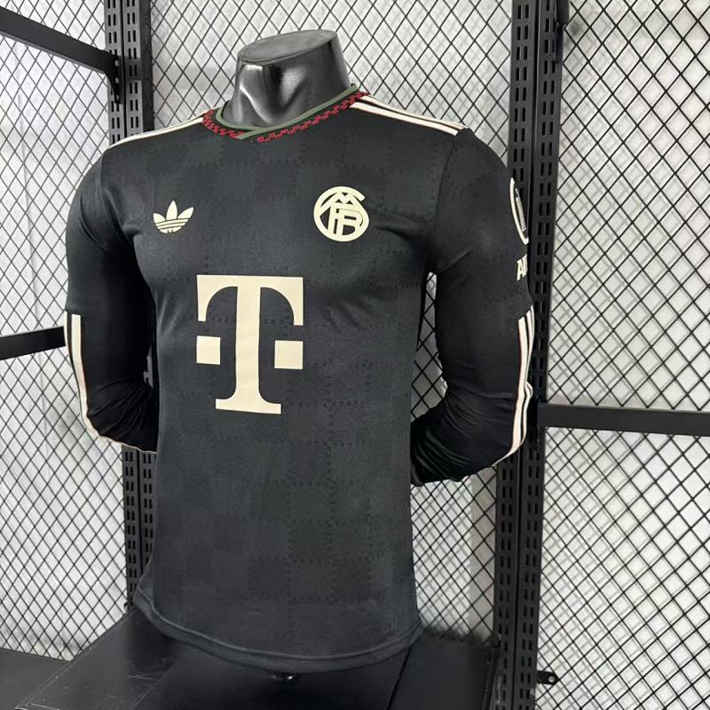 Bayern Munich Tercera Versión Jugador 2025/26 (Negra, Manga Larga) 7