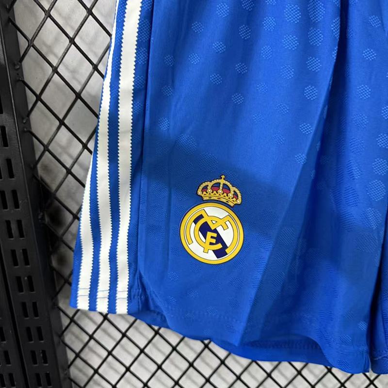 Real Madrid Short Tercera Versión Jugador 2025/26 (Azul) 3