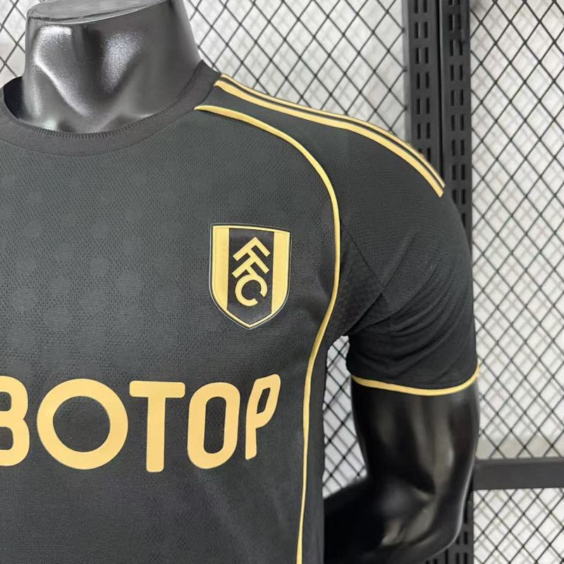 Fulham Tercera Versión Jugador 2025/26 (Negra) 5
