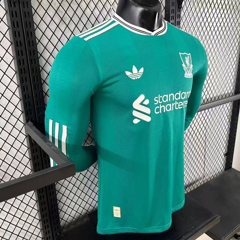 Liverpool Tercera Versión Jugador 2025/26 (Verde, Manga Larga) 6