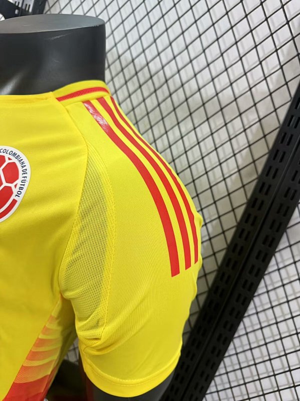 Colombia Local Versión Jugador 2024 (Amarilla) 8