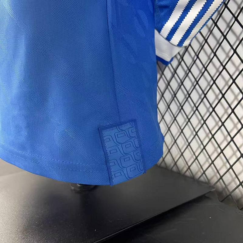 Real Madrid Tercera Versión Jugador 2025/26 (Azul, Manga Larga) 9