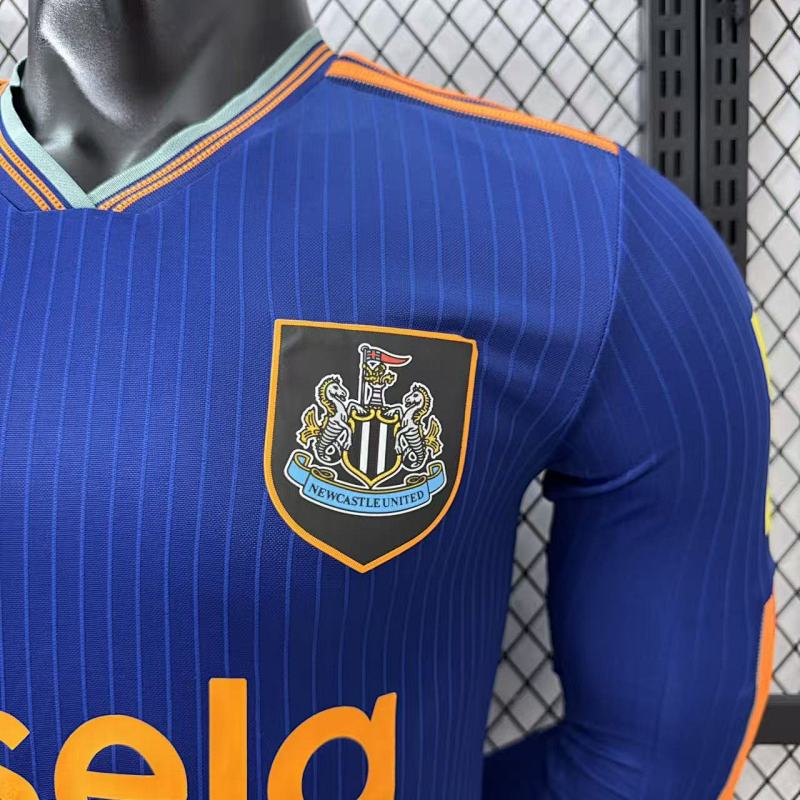Newcastle United Tercera Versión Jugador 2025/26 (Azul, Manga Larga) 5