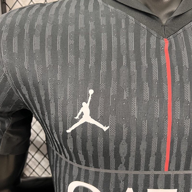 Paris Saint-Germain Cuarta Versión Jugador 2025/26 (Negra) 7