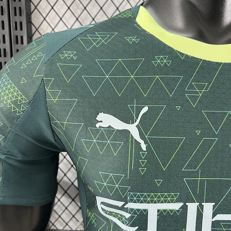Manchester City Cuarta Versión Jugador 2025/26 (Verde) 8