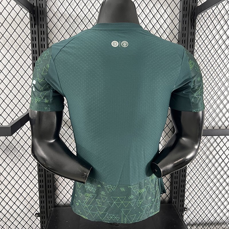 Manchester City Cuarta Versión Jugador 2025/26 (Verde) 9