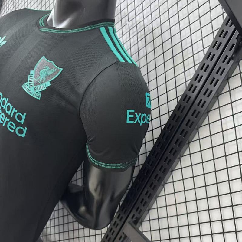 Liverpool Edición Especial Versión Jugador (Negra) 9