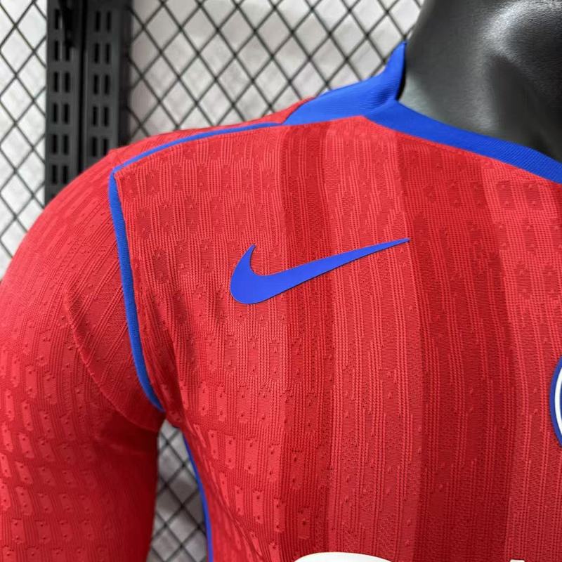 Paris Saint-Germain Tercera Versión Jugador 2025/26 (Roja, Manga Larga) 4