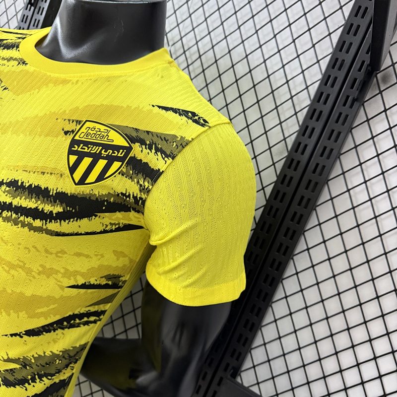Al Ittihad Edición Especial Versión Jugador (Amarilla) 9