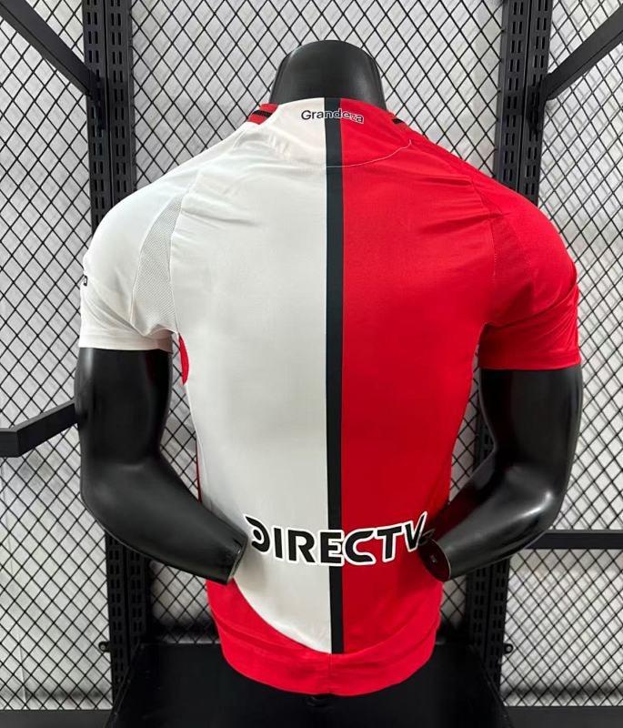 River Plate Cuarta Versión Jugador 2024/25 (Blanca) 9