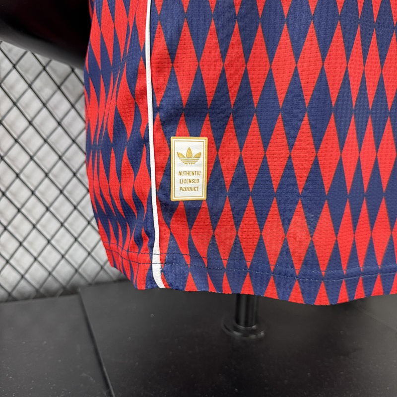 Bayern Munich Edición Retro (Roja) 10