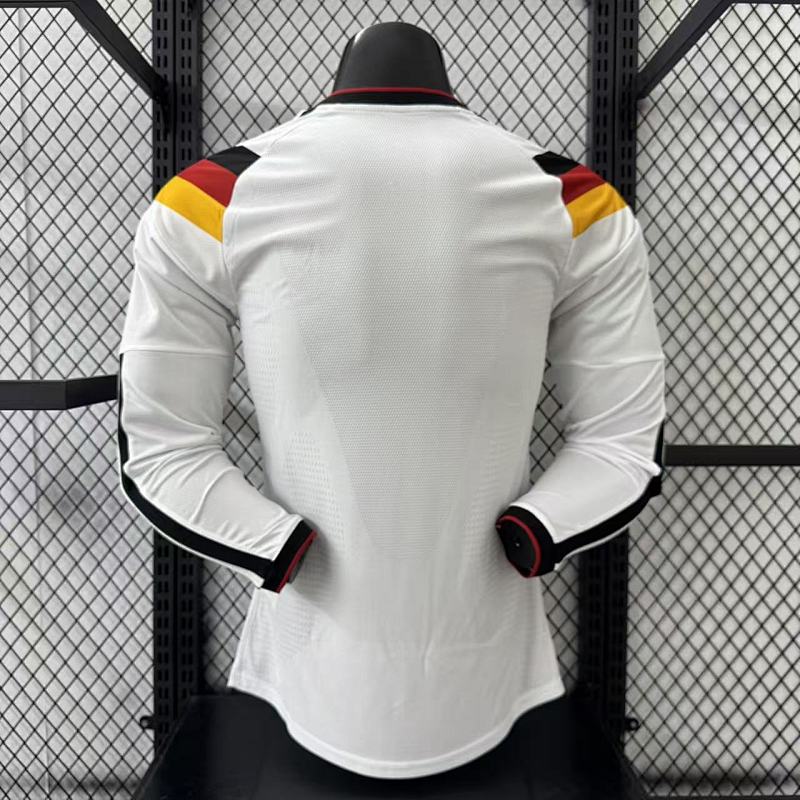 Alemania Local Versión Jugador 2026 (Blanca, Manga Larga) 2