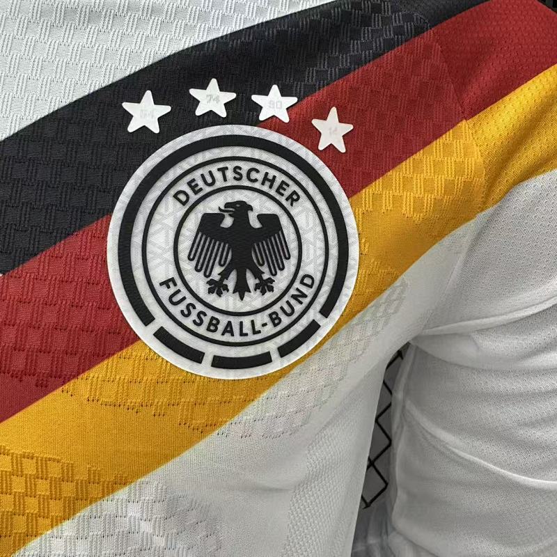 Alemania Local Versión Jugador 2026 (Blanca, Manga Larga) 5