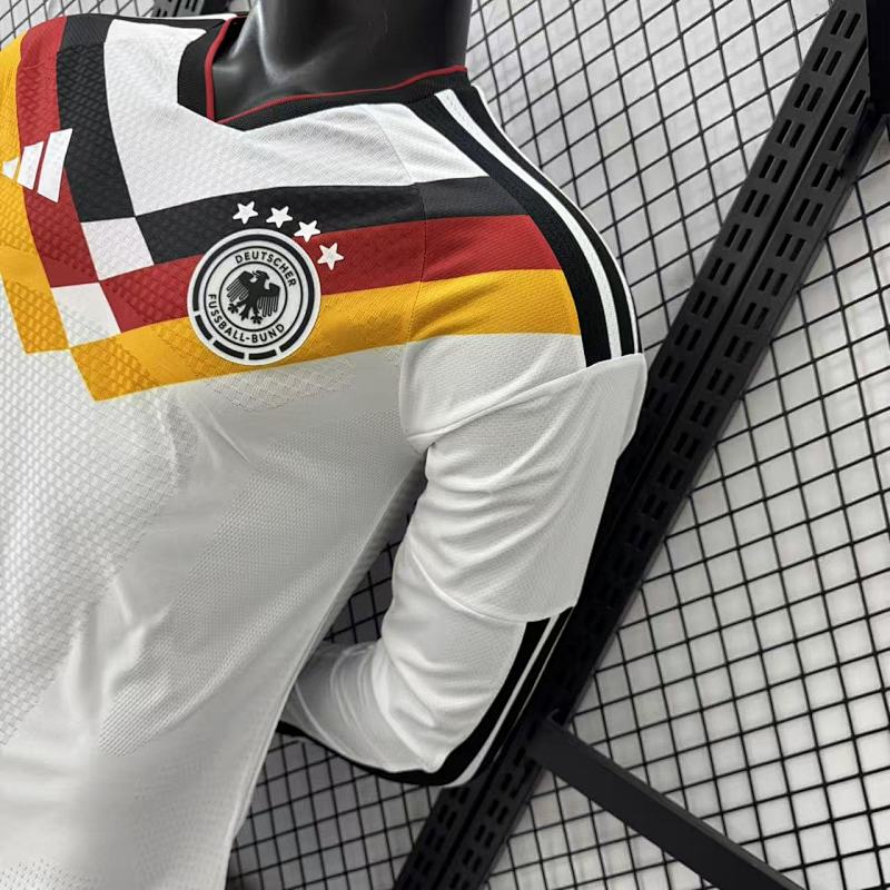Alemania Local Versión Jugador 2026 (Blanca, Manga Larga) 9