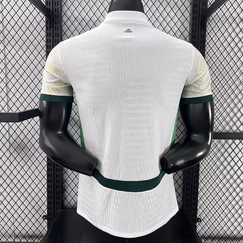 Costa de Marfil Visitante Versión Jugador 2025/26 (Blanca) 9