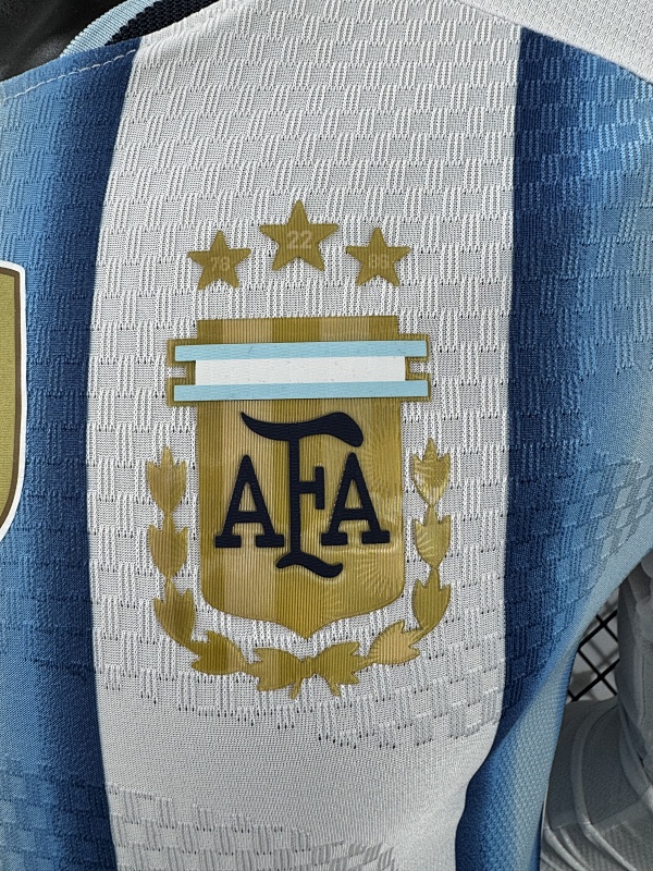 Argentina Local Versión Jugador 2026 (Blanca, Manga Larga) 5