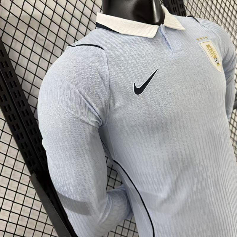 Uruguay Local Versión Jugador 2026 (Blanca, Manga Larga) 6