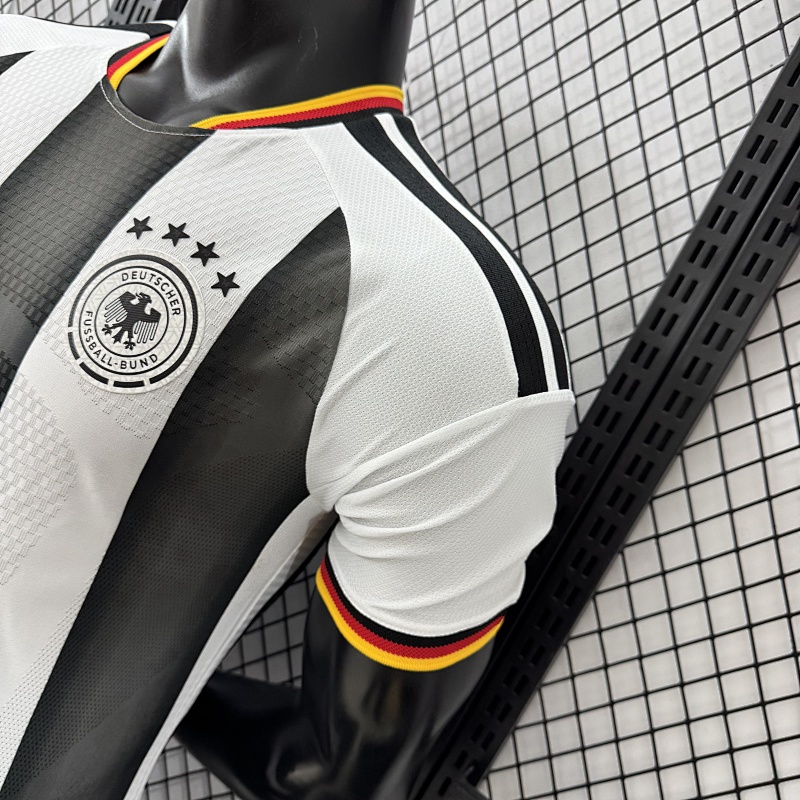 Alemania Edición Especial Diseño 2 Versión Jugador 2026 (Blanca) 9