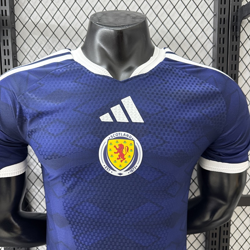 Escocia Local Versión Jugador 2026 (Azul Marino) 10
