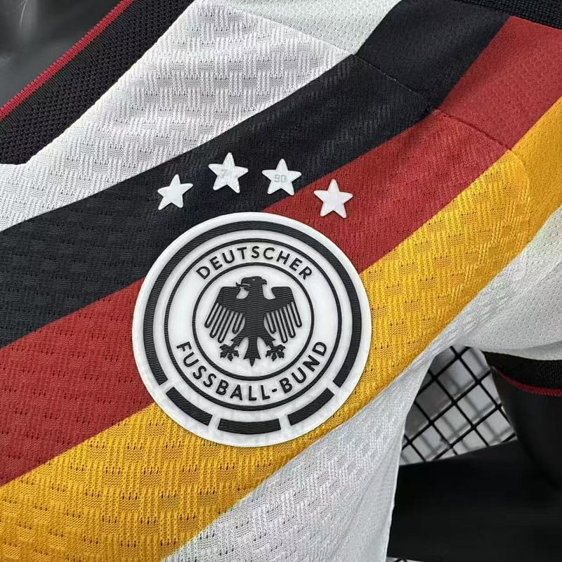 Alemania Local Versión Mujer 2026 (Blanca) 5