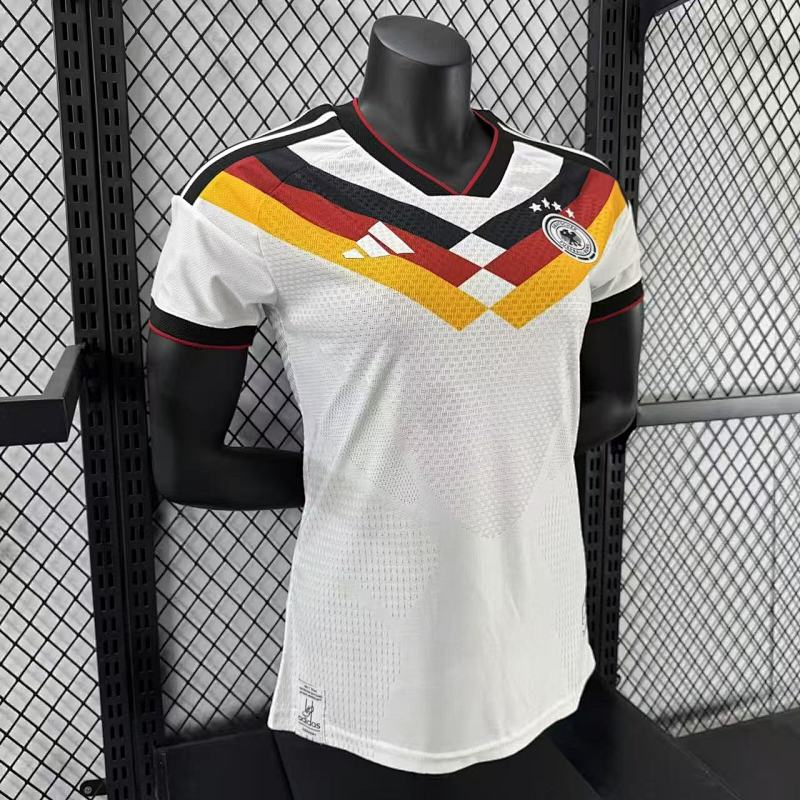 Alemania Local Versión Mujer 2026 (Blanca) 6