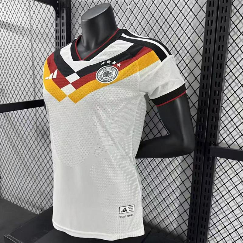 Alemania Local Versión Mujer 2026 (Blanca) 7