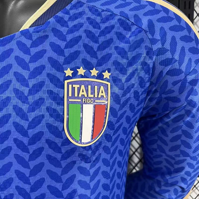 Italia Local Versión Jugador 2026 (Azul, Manga Larga) 5