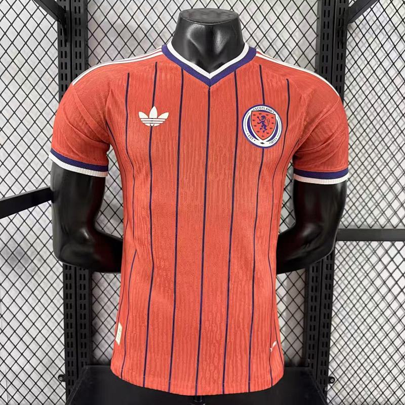 Escocia Visitante Versión Jugador 2026 (Roja)