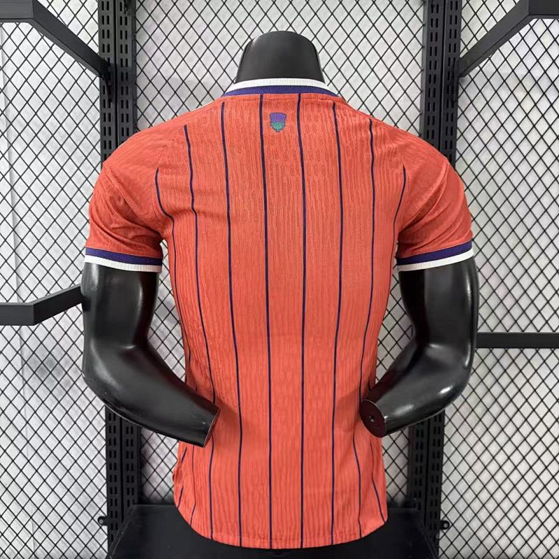 Escocia Visitante Versión Jugador 2026 (Roja) 2