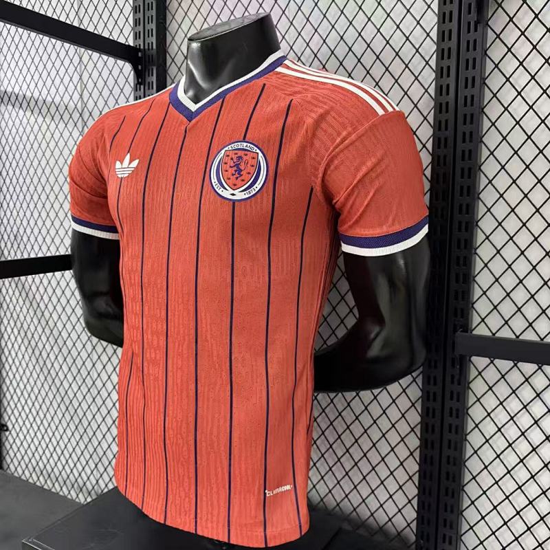 Escocia Visitante Versión Jugador 2026 (Roja) 7