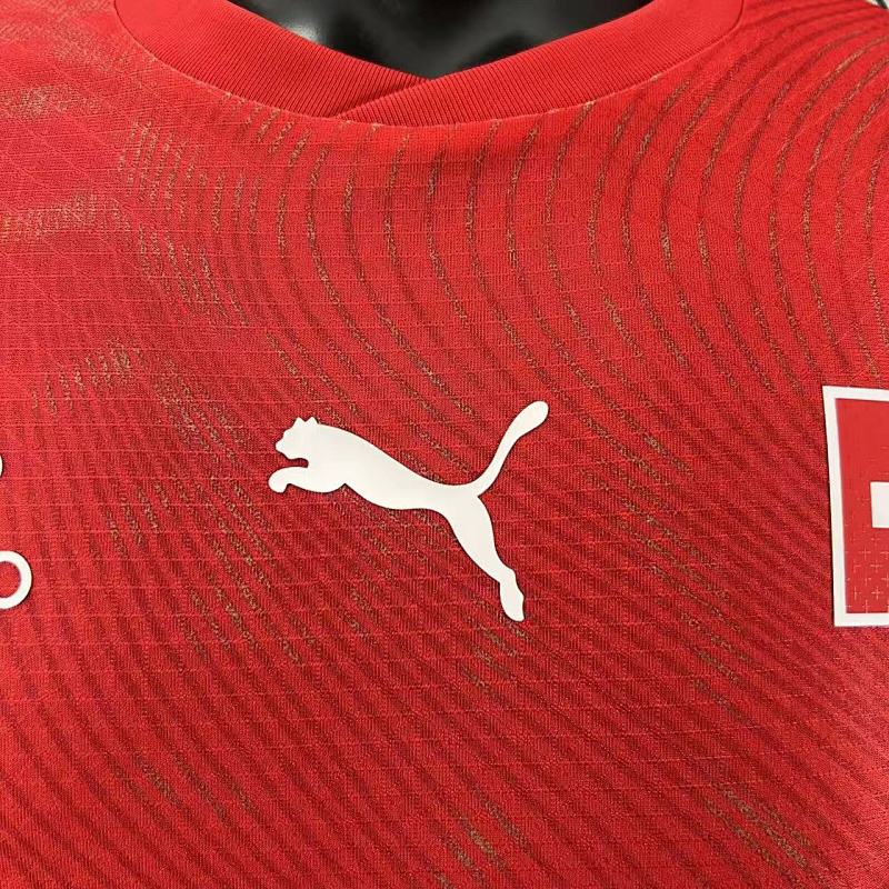 Suiza Local Versión Jugador 2026 (Roja, Manga Larga) 4