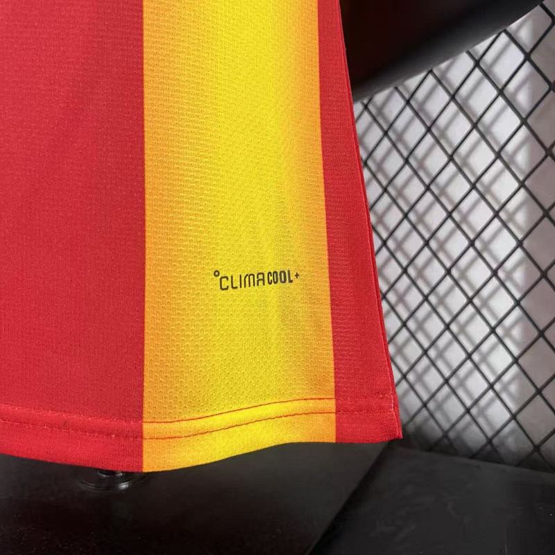 España Edición Especial Diseño 2 Versión Jugador 2026 (Roja) 9