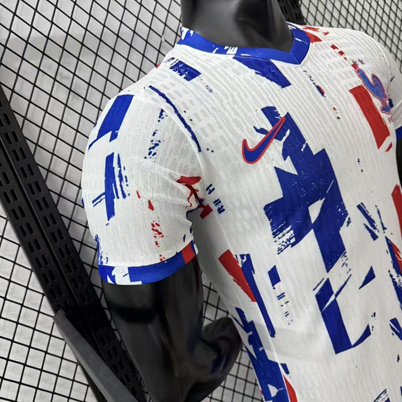 Francia Edición Especial Diseño 2 Versión Jugador 2026 (Blanca) 8
