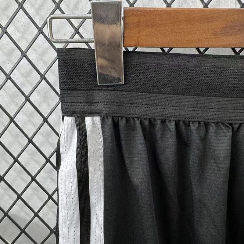 Alemania Short Local Versión Jugador 2026 (Negro) 4
