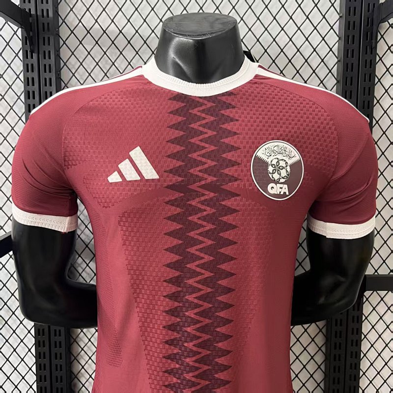 Qatar Local Versión Jugador 2026 (Granate) 7