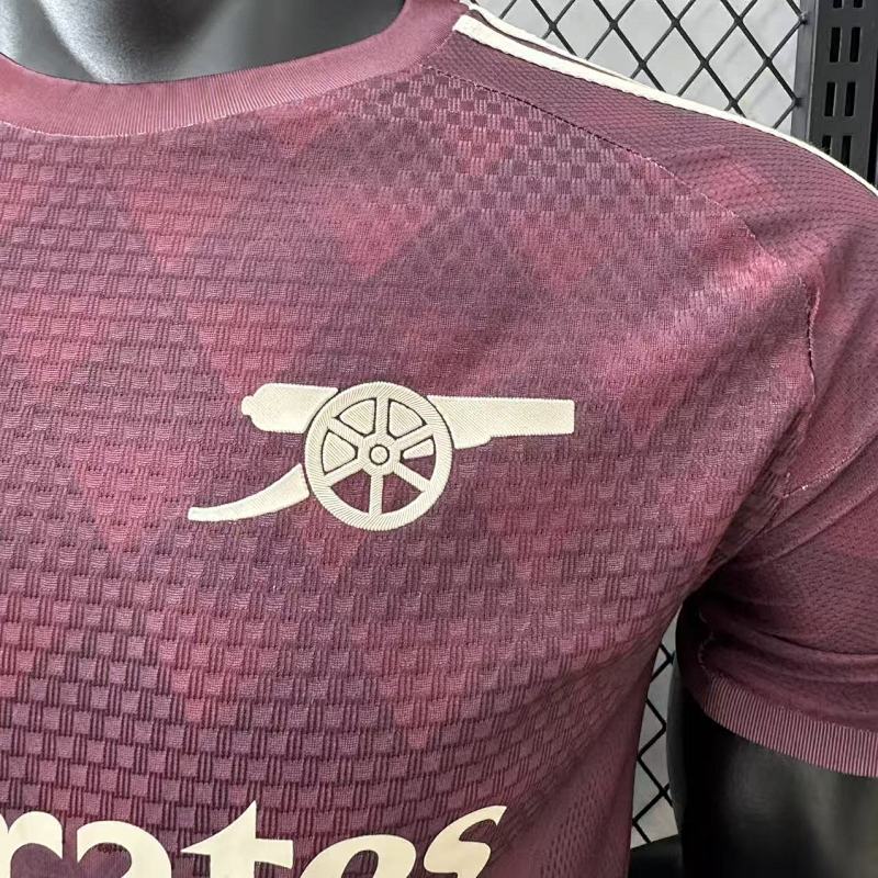 Arsenal Edición Especial Diseño 2 Versión Jugador 2026 (Granate) 5