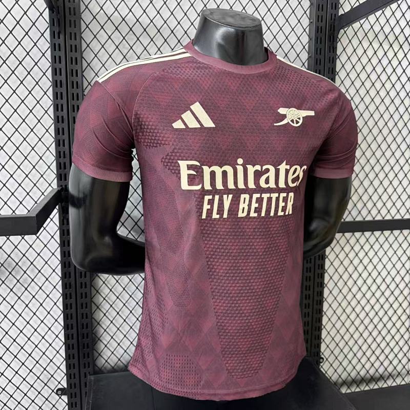 Arsenal Edición Especial Diseño 2 Versión Jugador 2026 (Granate) 6