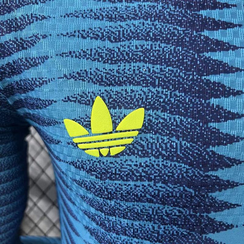 Colombia Visitante Versión Jugador 2026 (Azul, Manga Larga) 4