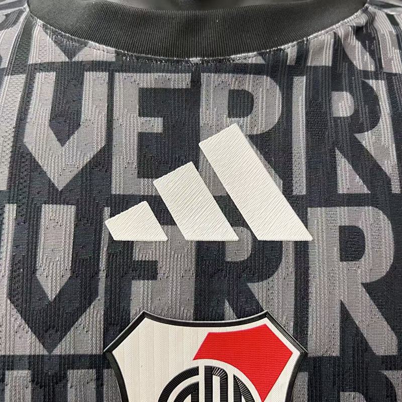 River Plate Edición Especial Versión Jugador (Negra) 4